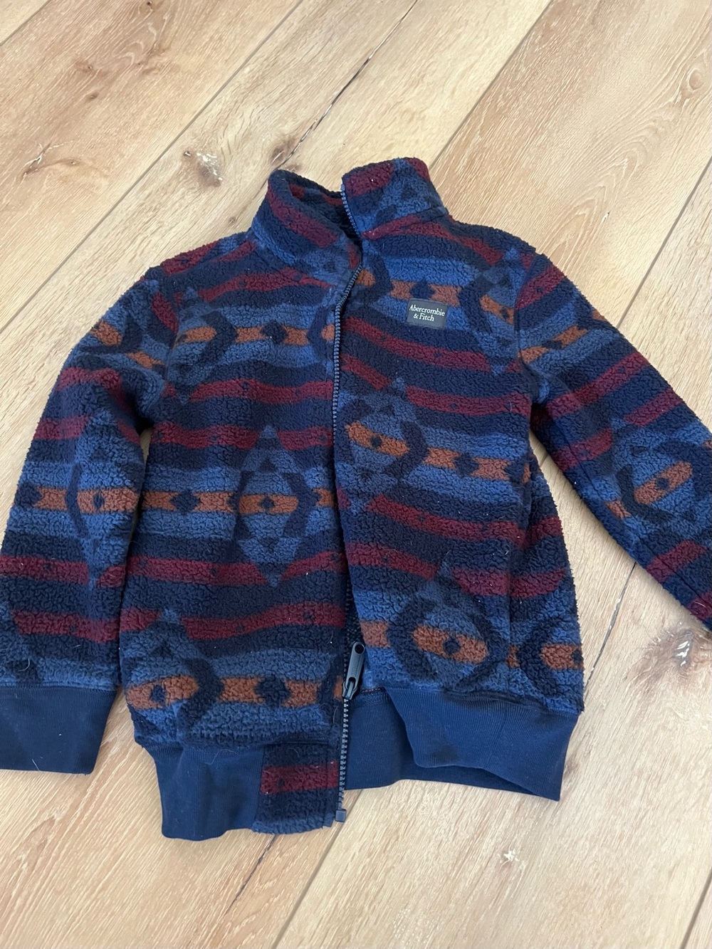 Abercrombie & Fitch Navy Blue Red Rust Patterned Sherpa Zip-Up